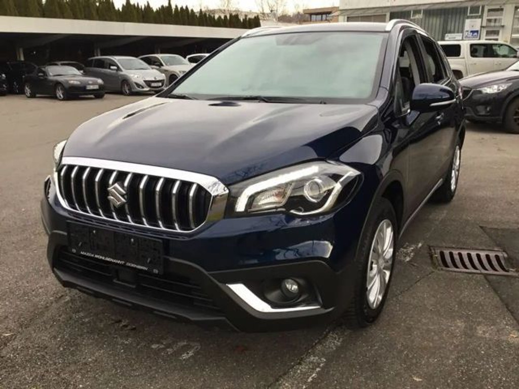 Suzuki SX4 S-Cross Shine Hybrid