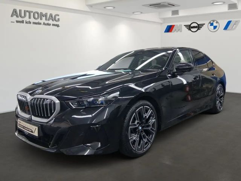 BMW 5 Serie 520 M-Sport Sedan 520i