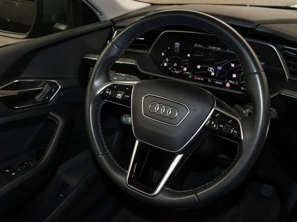Audi Q8 e-tron