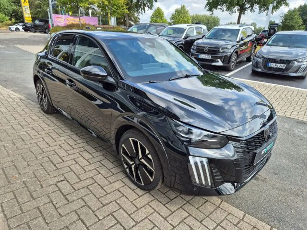 Peugeot e-208