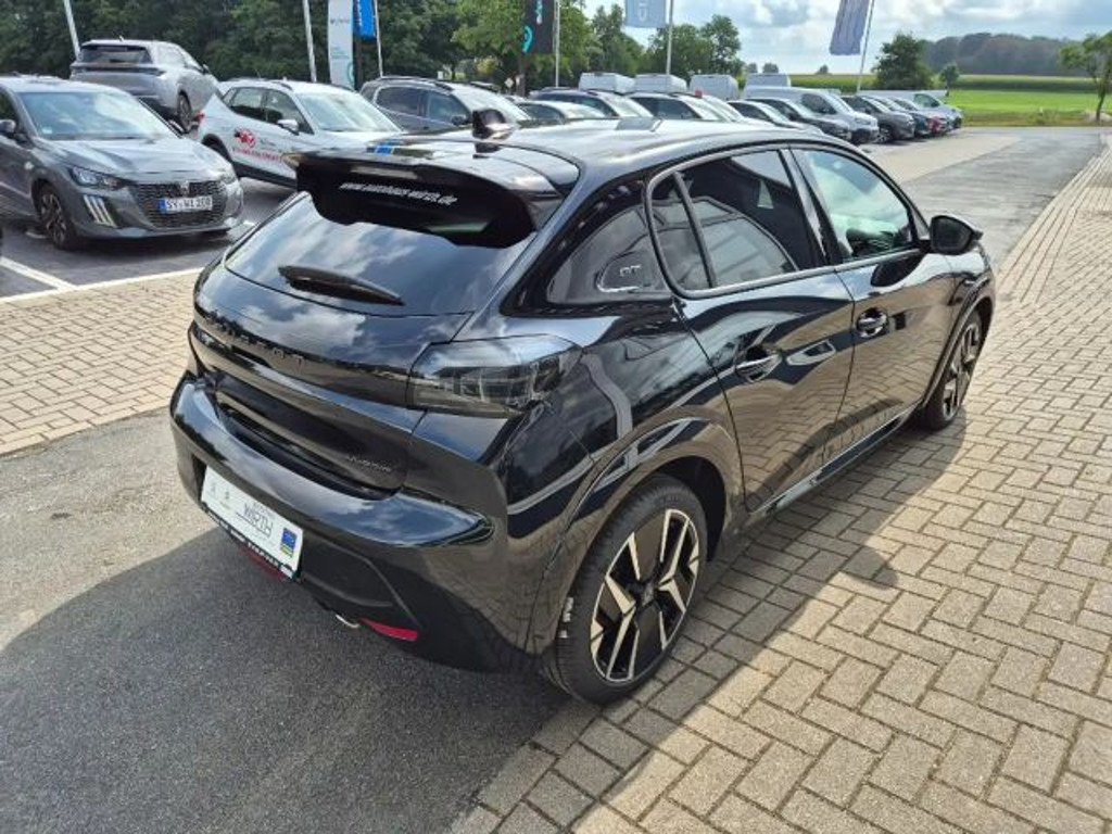Peugeot e-208