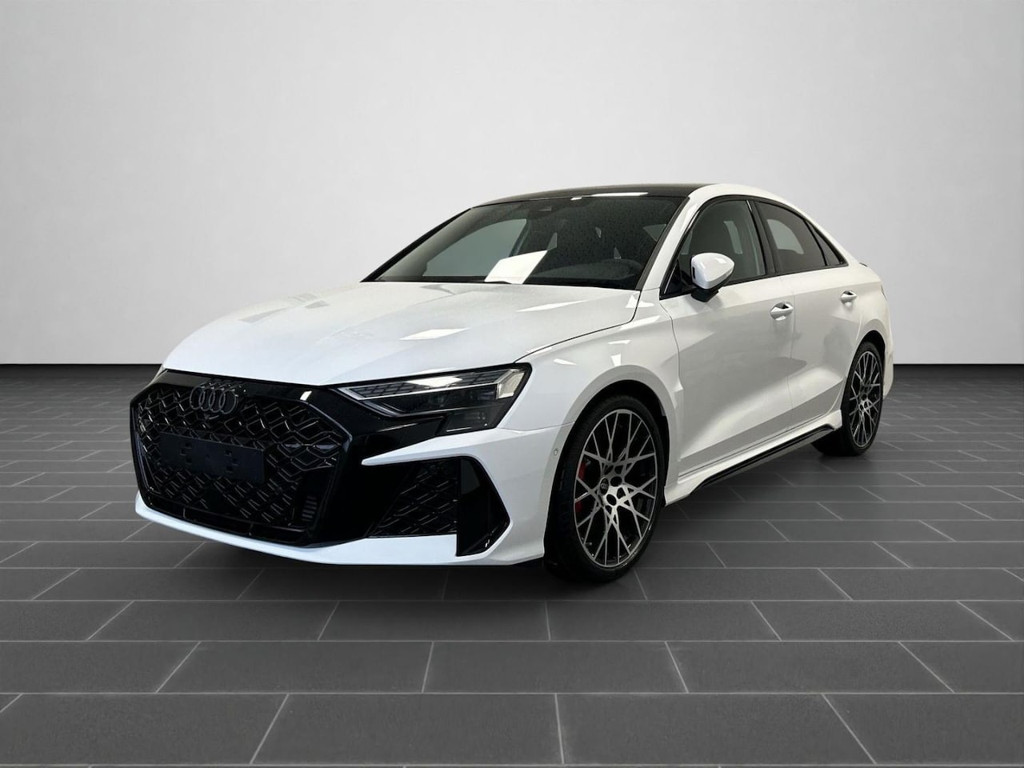 Audi RS3 Sedan Quattro S-Tronic