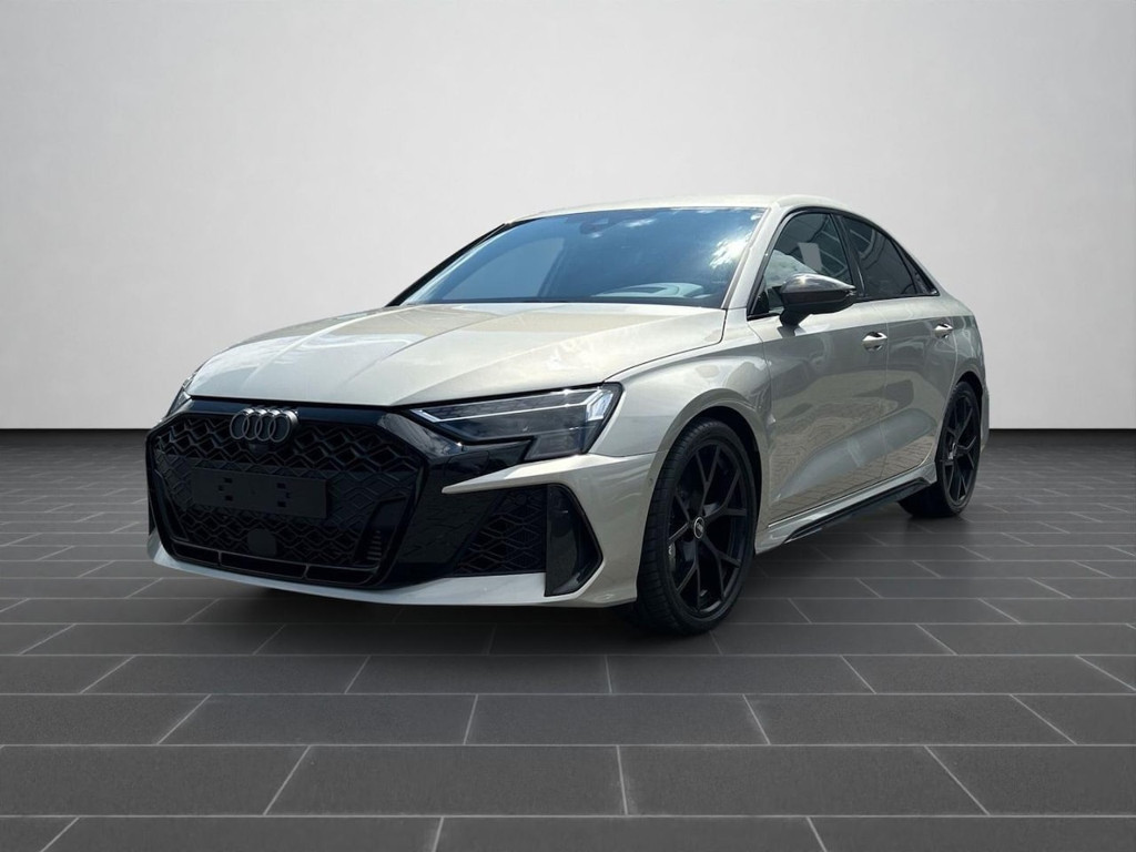 Audi RS3 Sedan Quattro S-Tronic