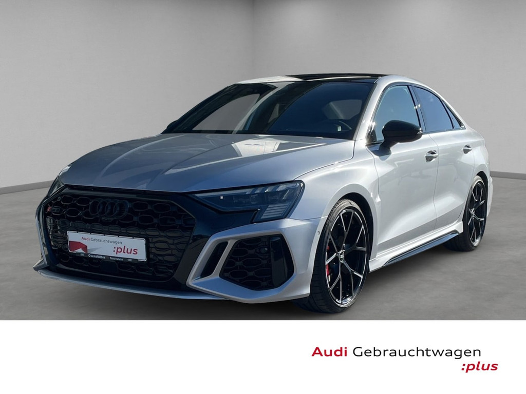 Audi RS3 Sedan Quattro S-Tronic