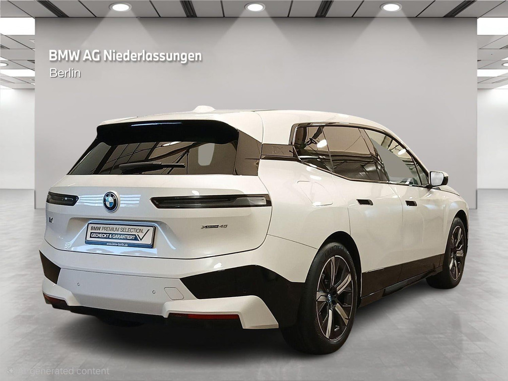 BMW iX