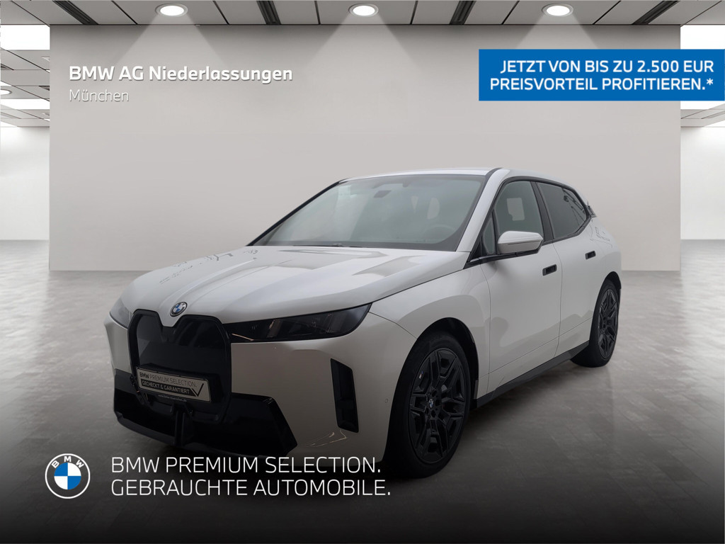 BMW iX