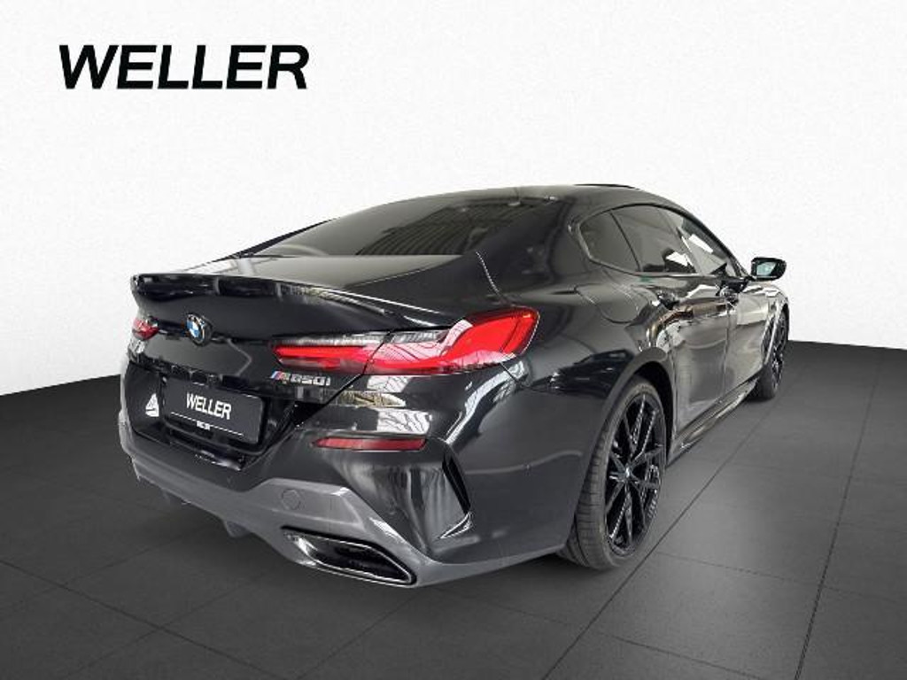 BMW M850