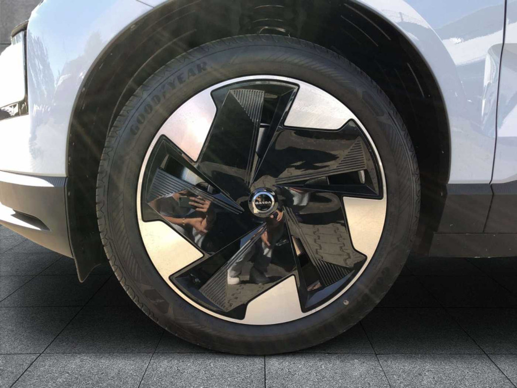 Volvo EX30