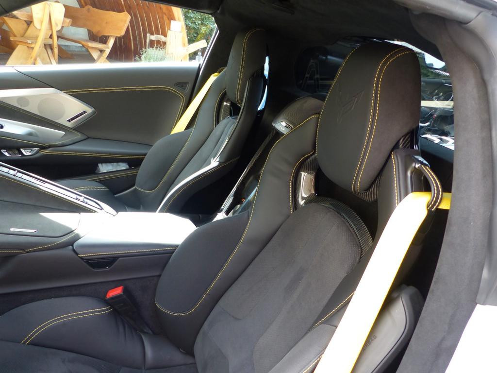 Corvette C8