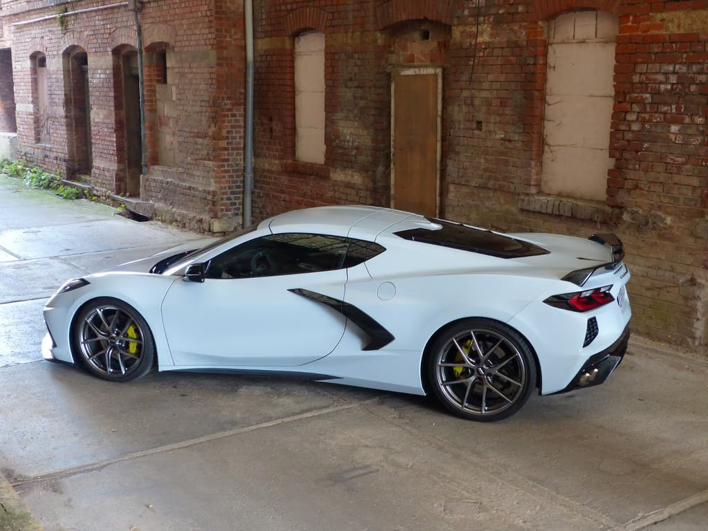 Corvette C8