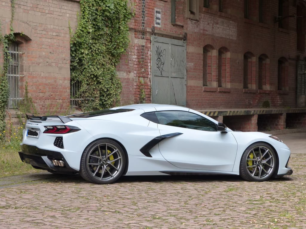 Corvette C8