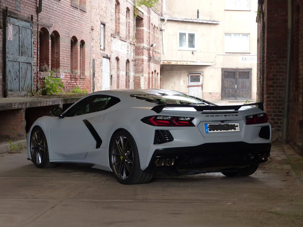 Corvette C8