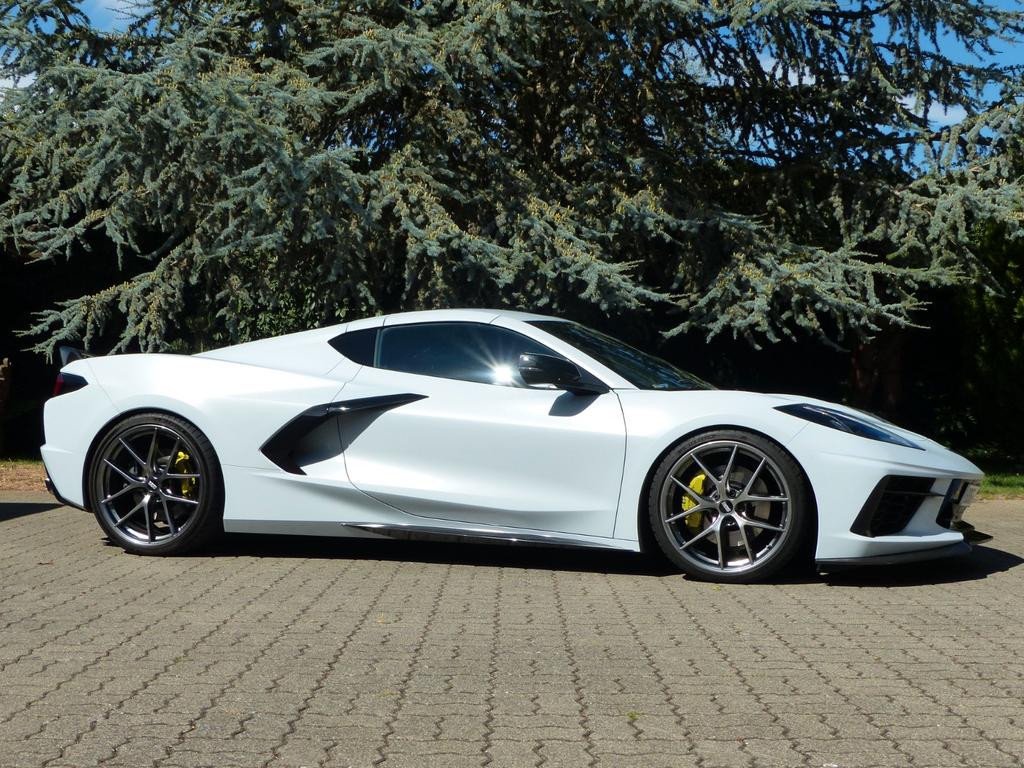 Corvette C8