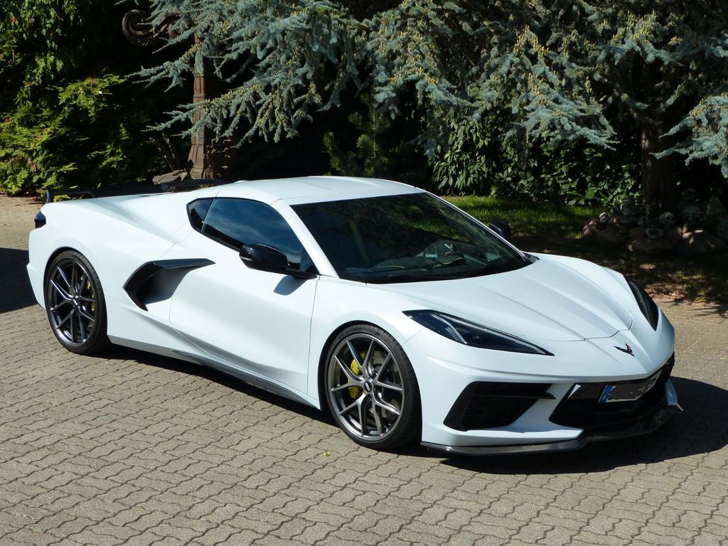 Corvette C8