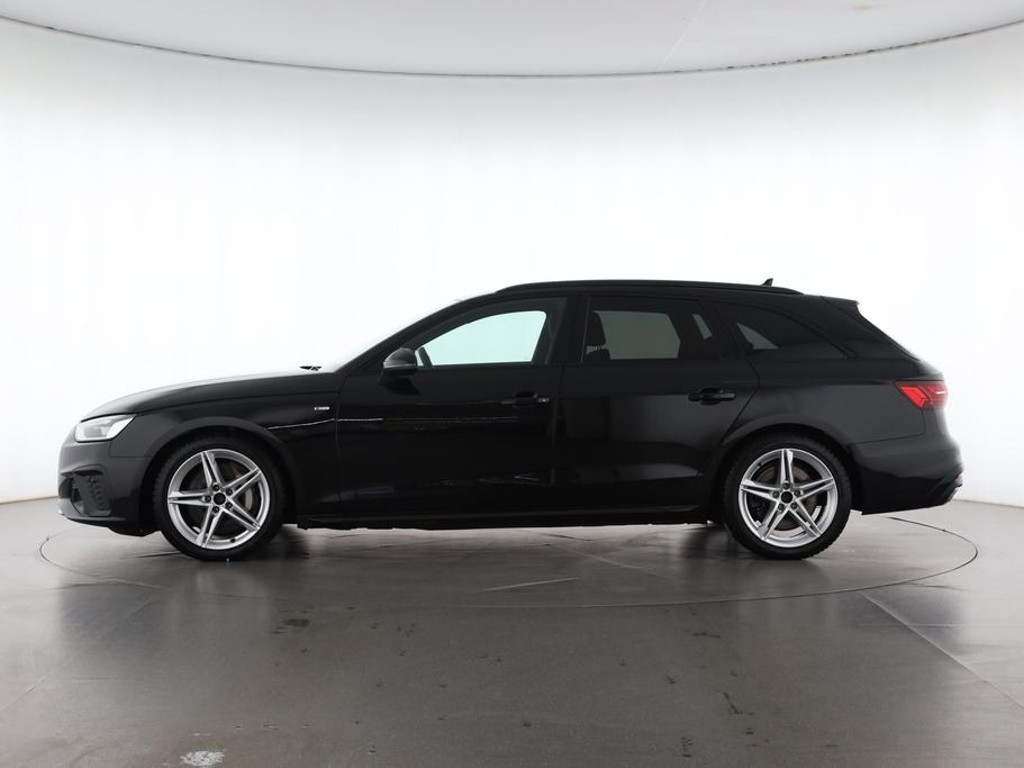 Audi A4 Avant Quattro S-Line 50 TDI