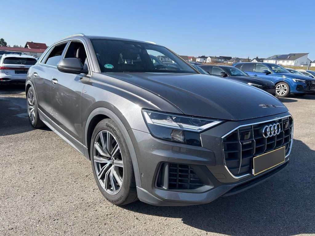 Audi Q8