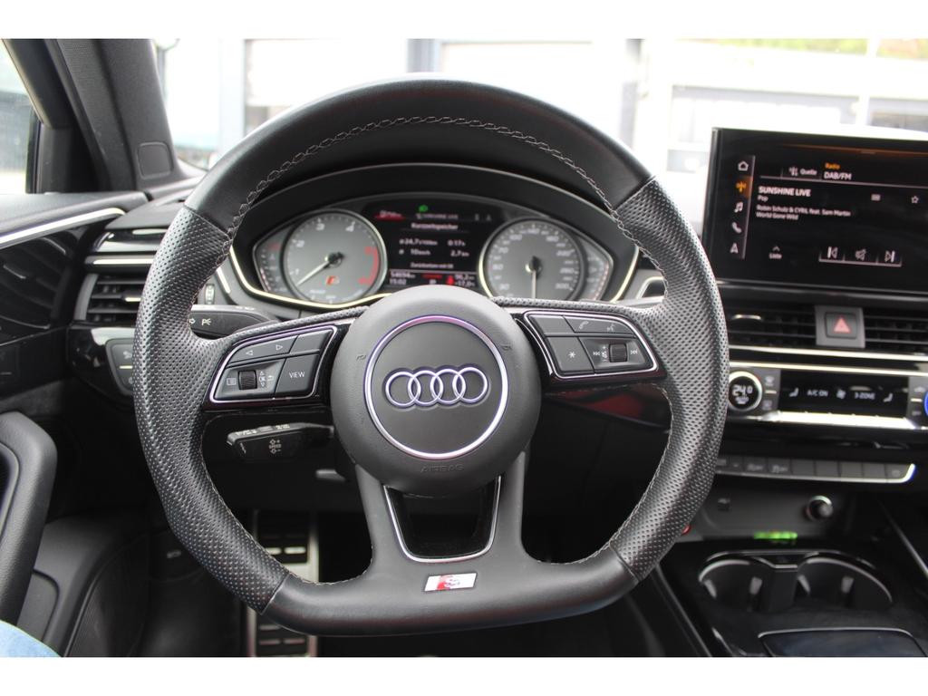 Audi S4