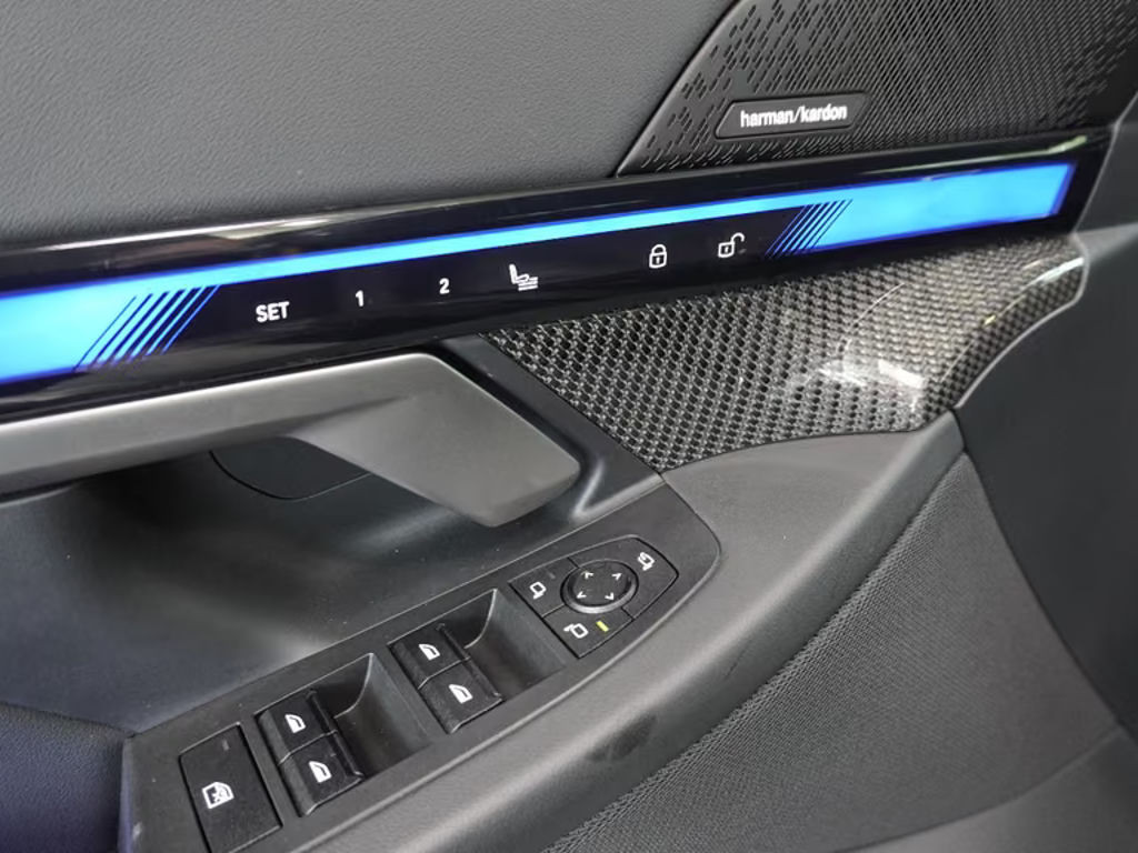 BMW i5
