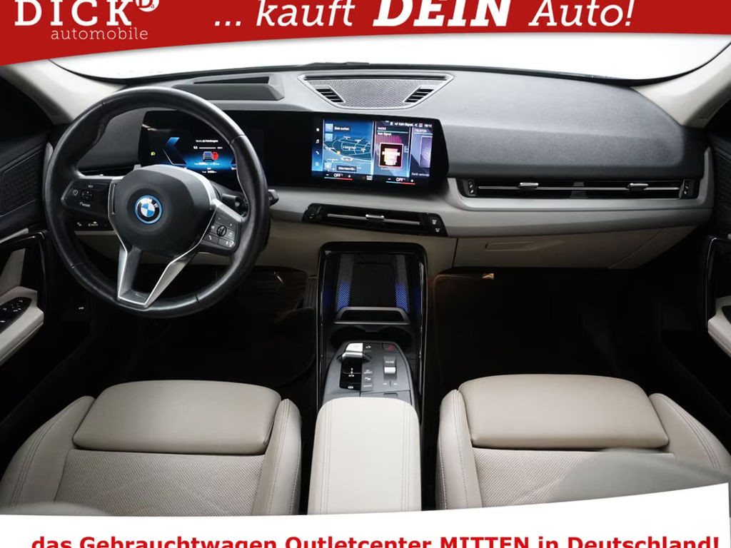 BMW iX1