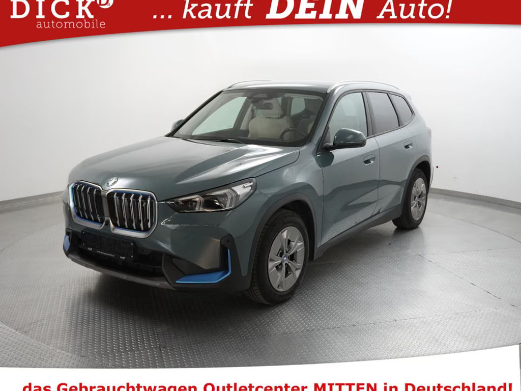 BMW iX1