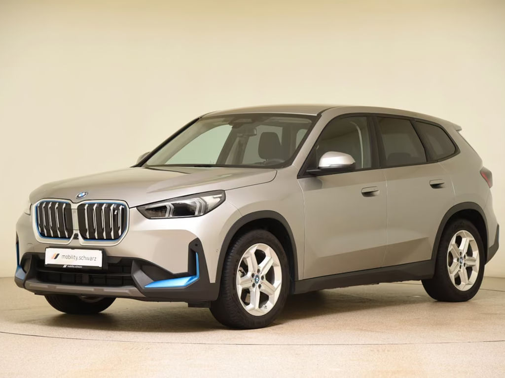 BMW iX1 xDrive30