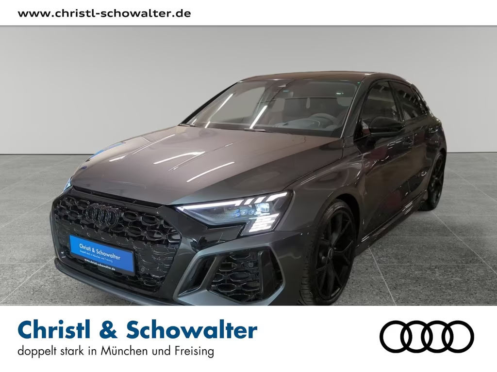 Audi RS3 Sportback Sedan Quattro S-Tronic