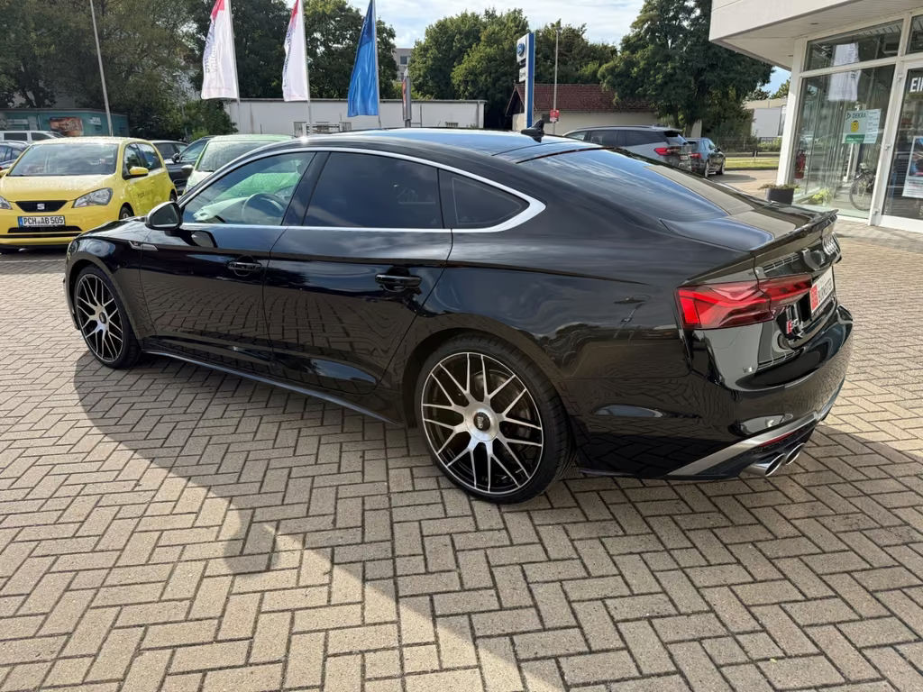 Audi S5