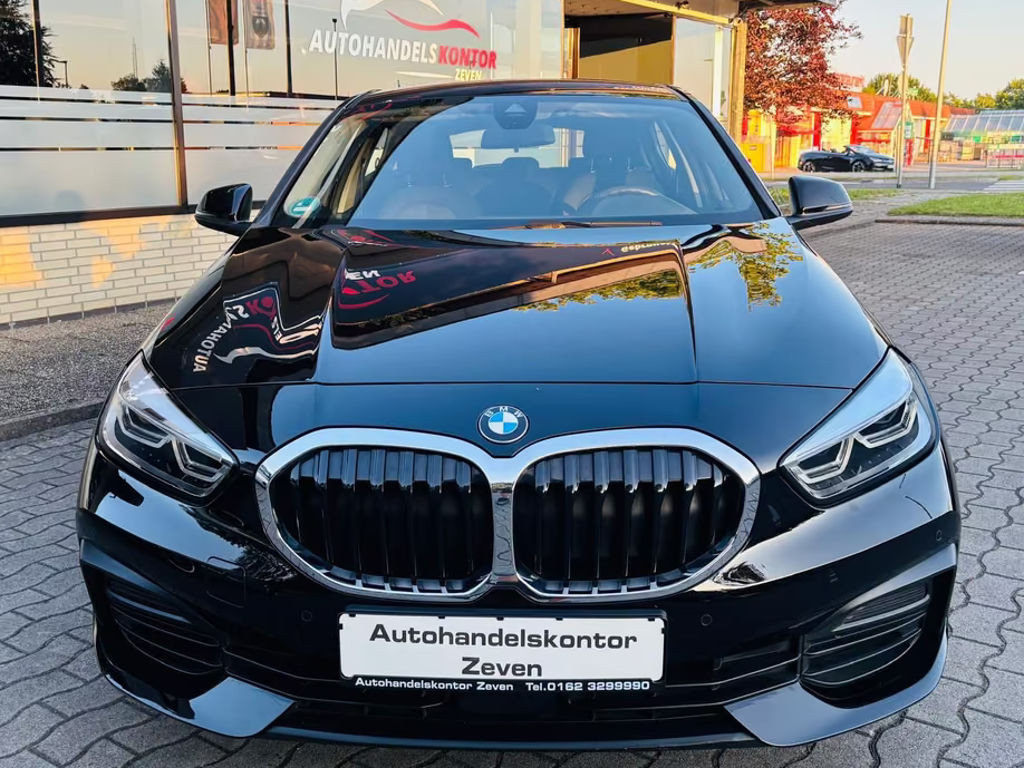 BMW 1 Serie 118 Advantage pakket Sedan