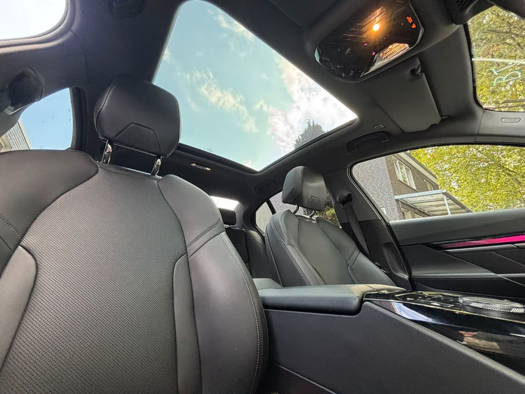 BMW i5