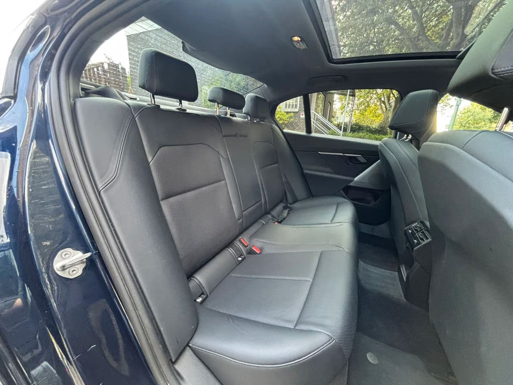 BMW i5
