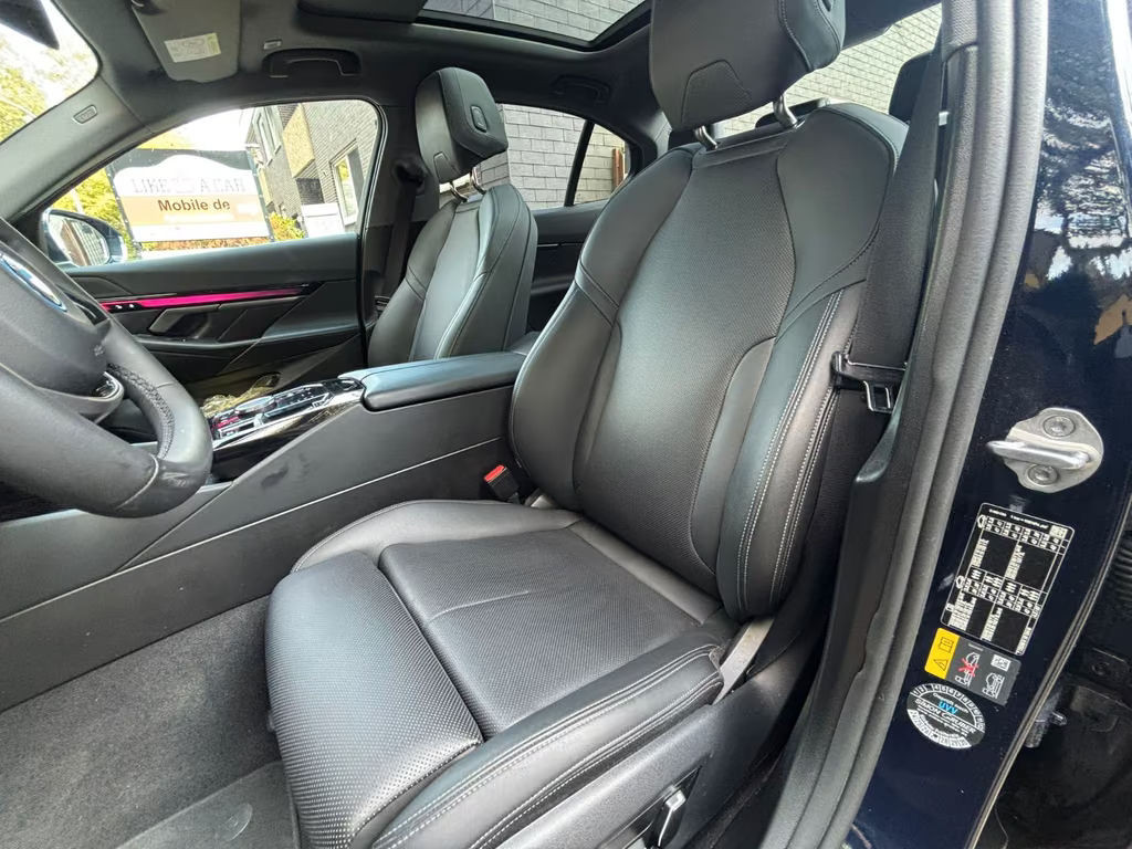 BMW i5
