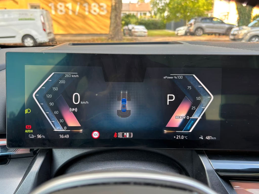BMW i5