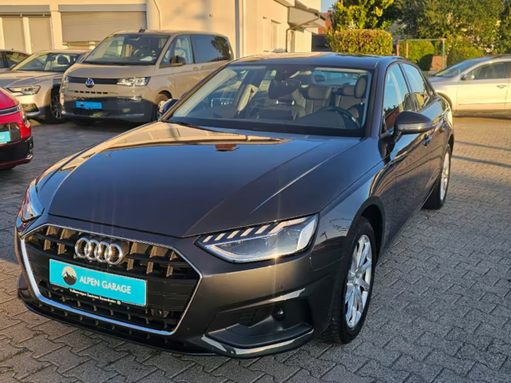 Audi A4 Sedan S-Tronic