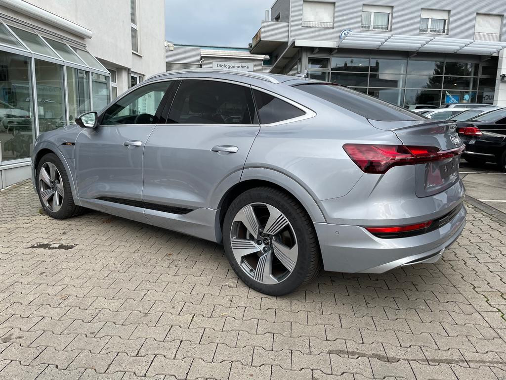 Audi e-tron