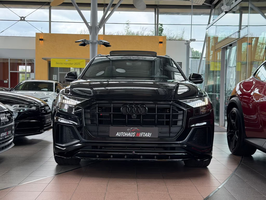 Audi Q8