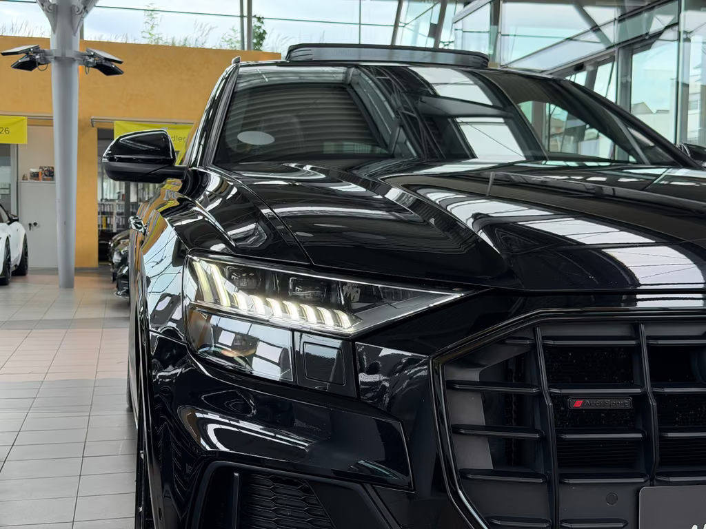 Audi Q8