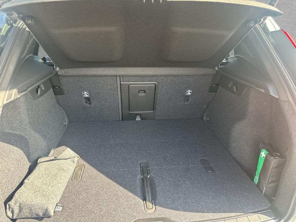 Volvo EX40