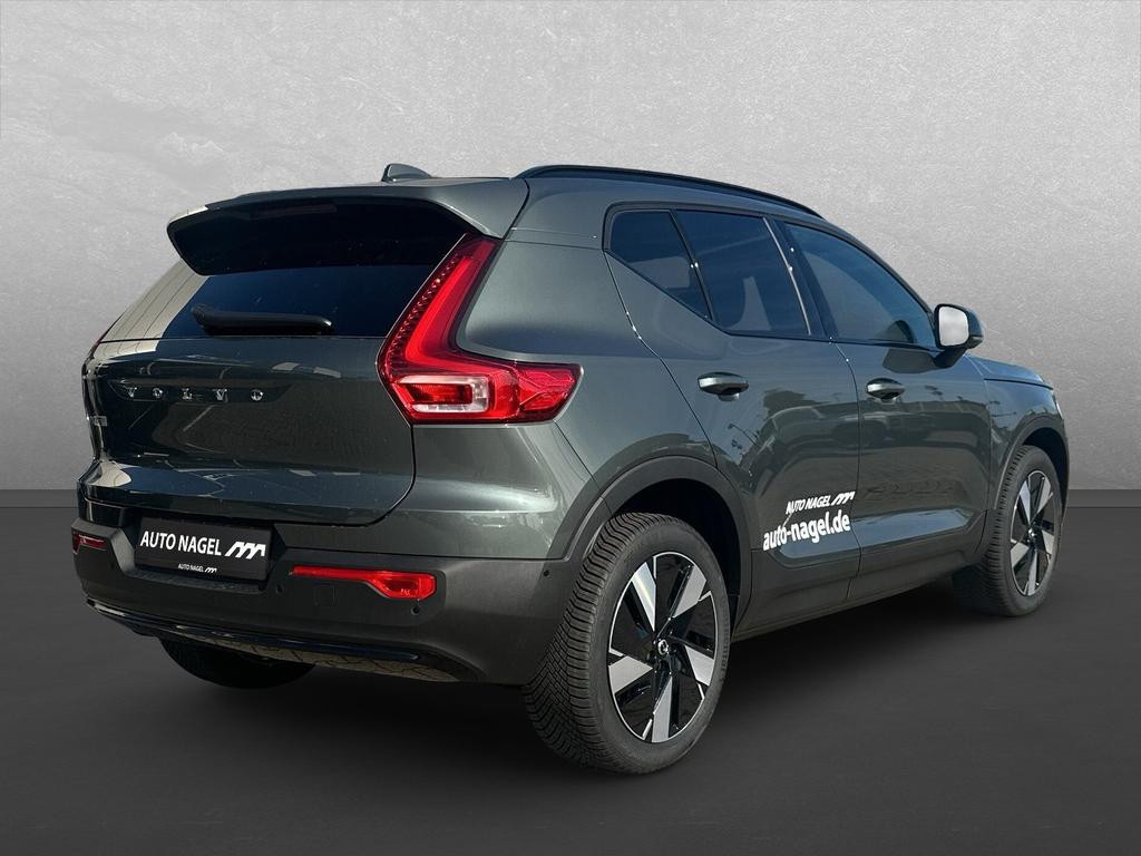 Volvo EX40