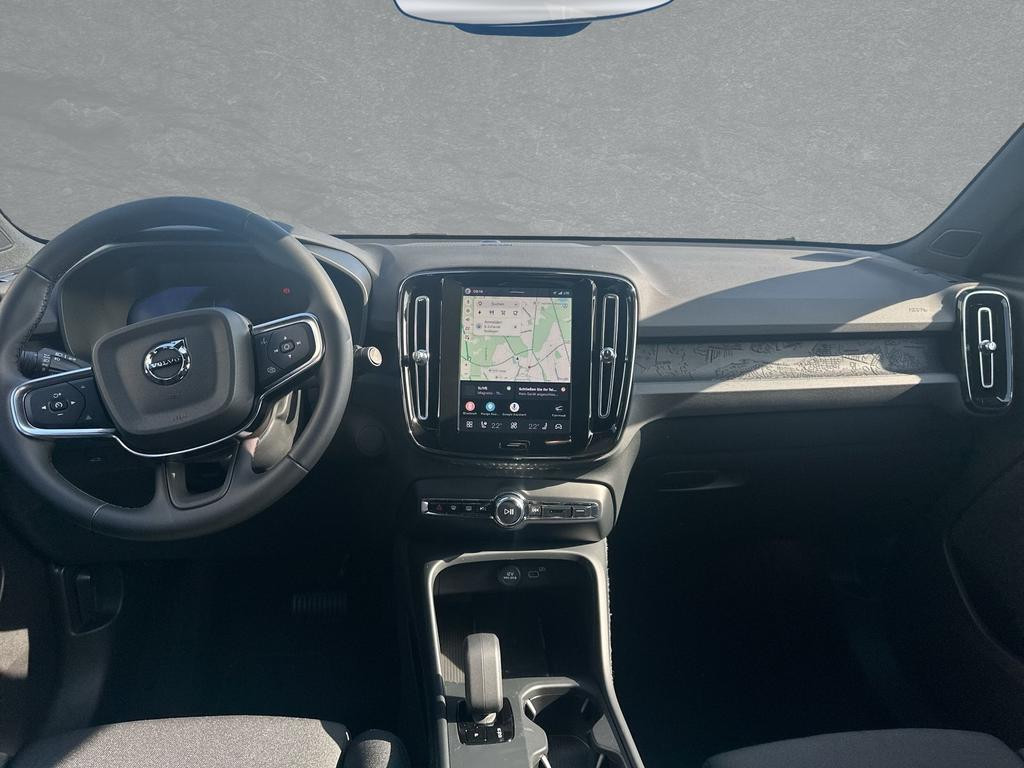 Volvo EX40
