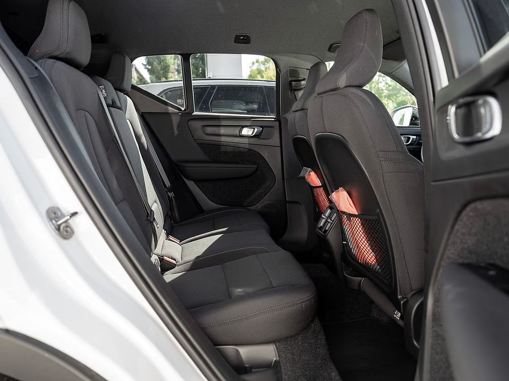 Volvo EX40