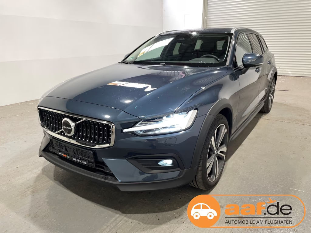 Volvo V60 Cross Country AWD Plus