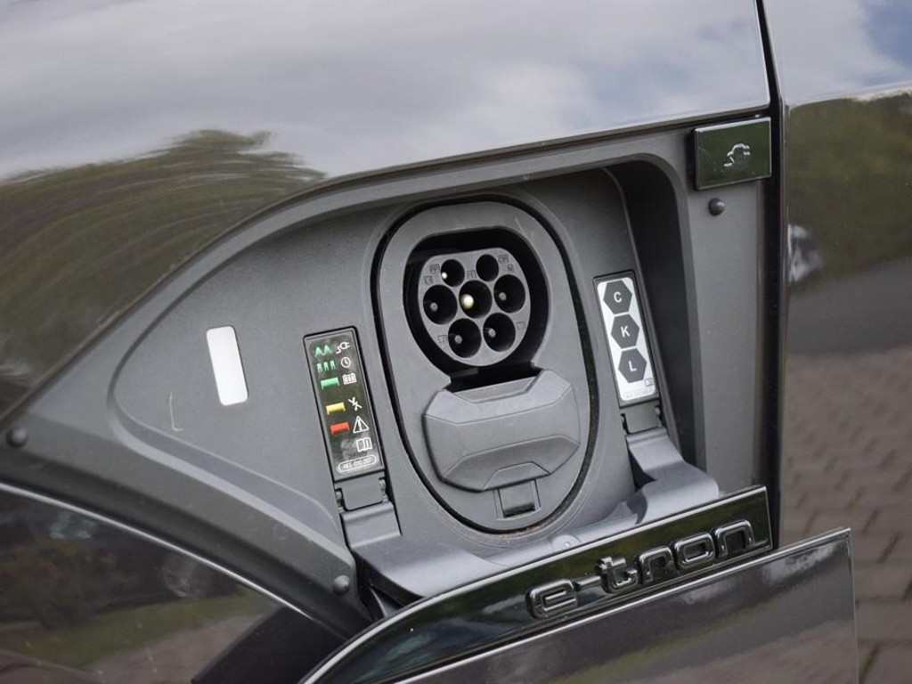 Audi Q8 e-tron