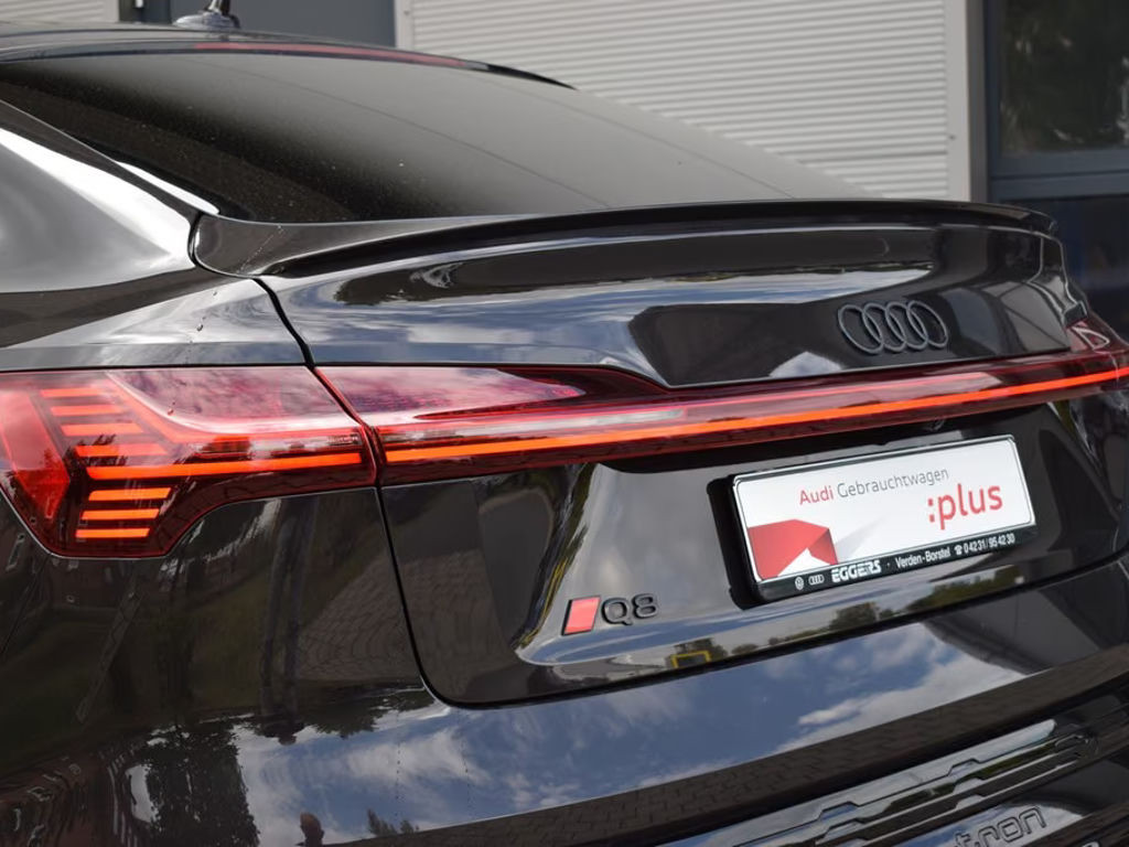 Audi Q8 e-tron