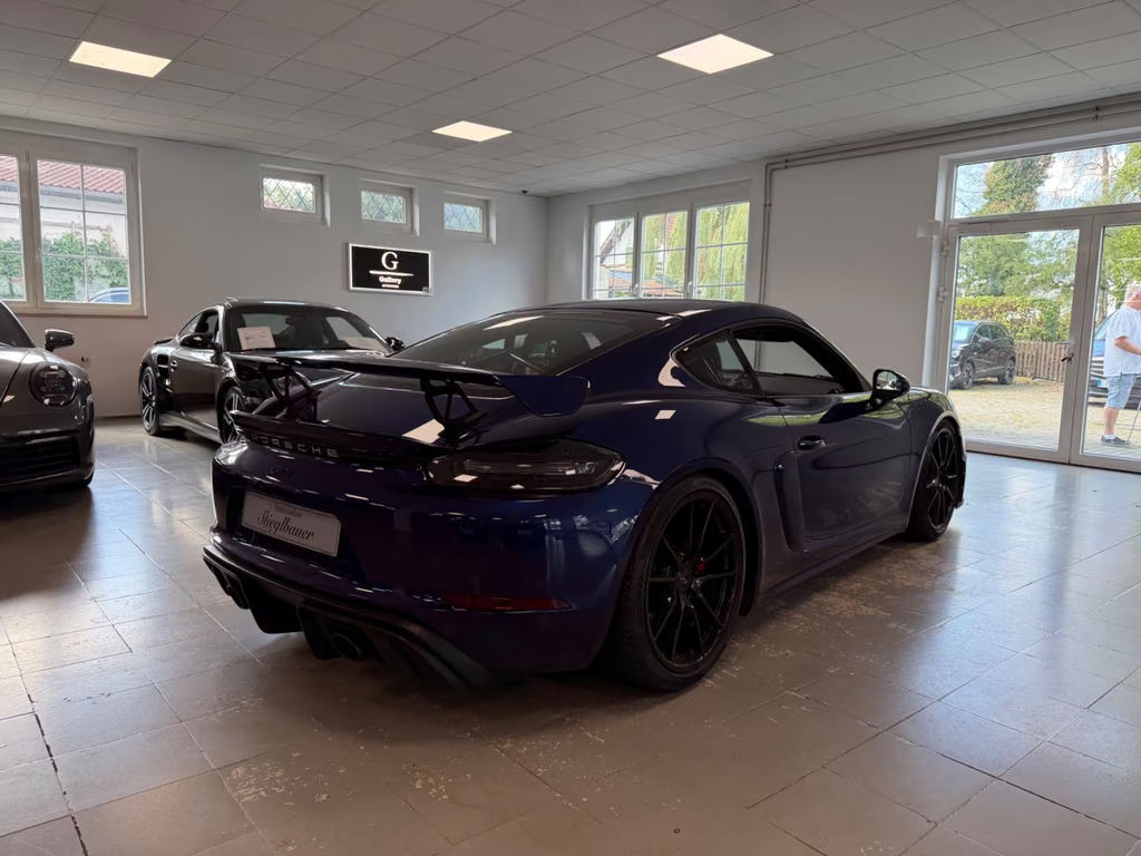 Porsche Cayman