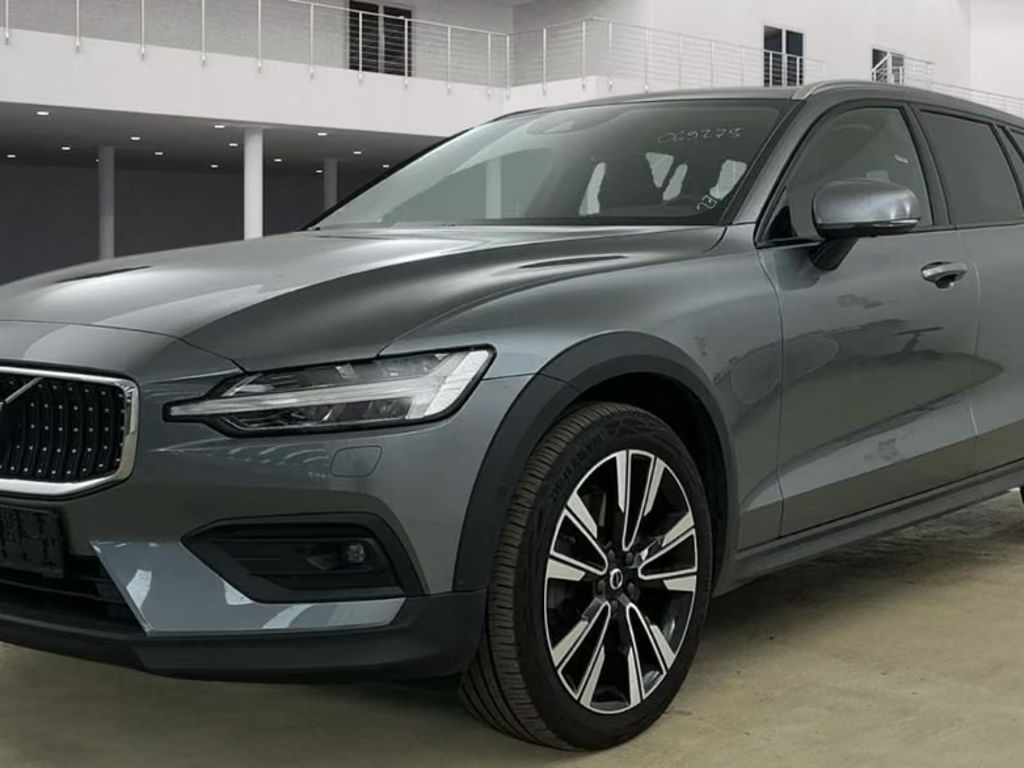 Volvo V60 Cross Country PRO PANO 360° LED SHZ STANDHZG