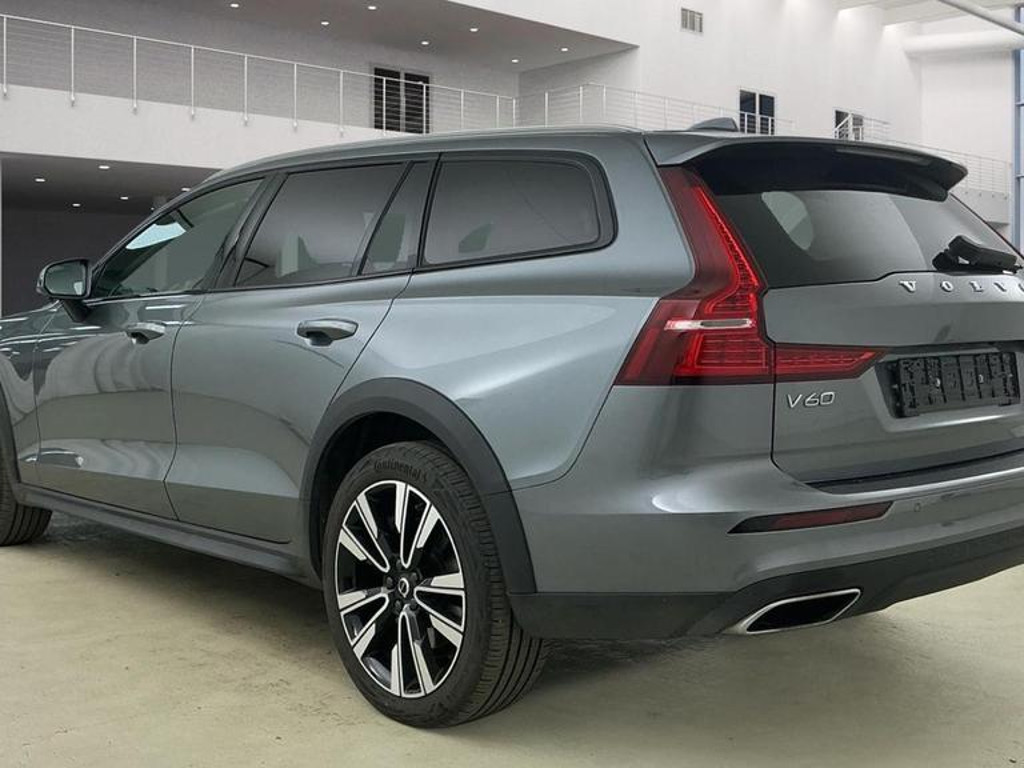 Volvo V60 Cross Country