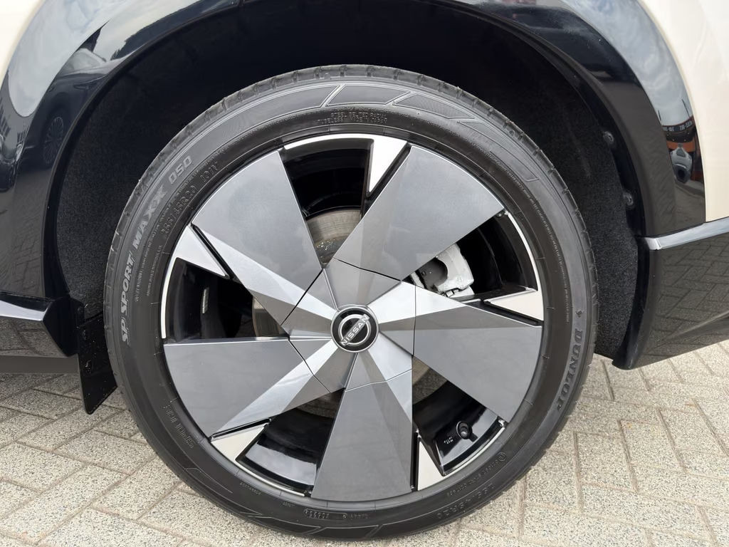 Nissan Ariya