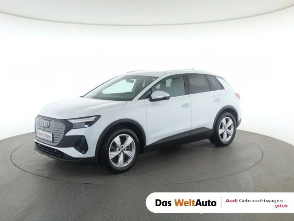 Audi Q4 e-tron Audi Q4 45 e-tron