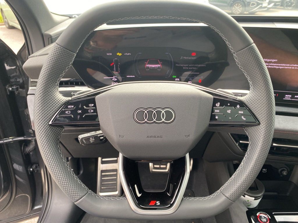 Audi SQ6 e-tron