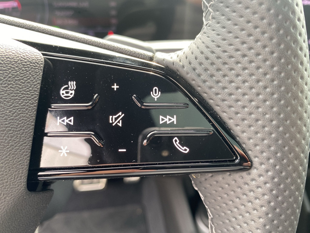 Audi SQ6 e-tron